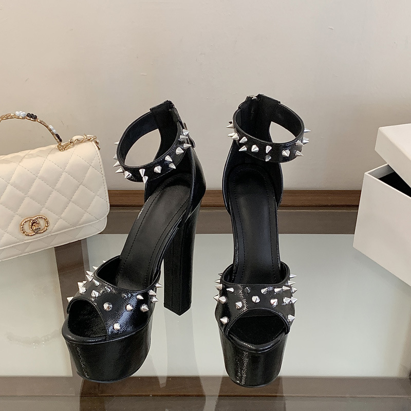 Street Fashion Designer - Fashion Design Metal Rivet Back Buckle